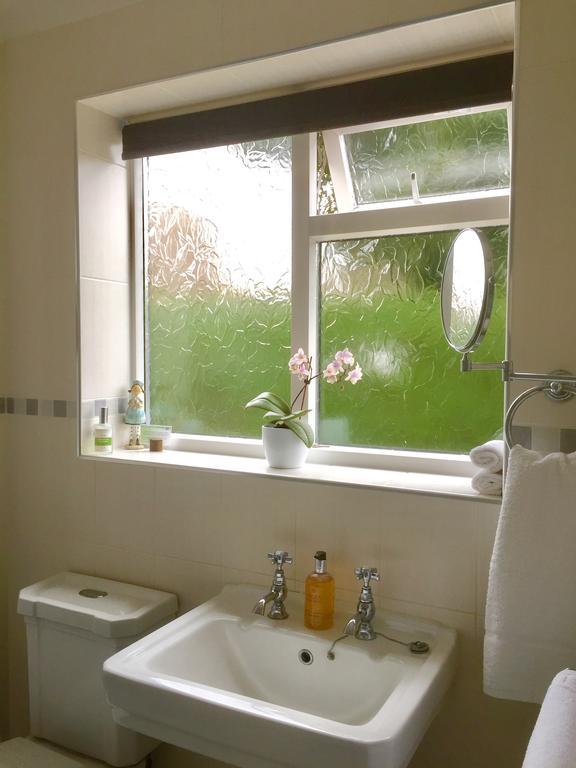 Stepping Stones B&B Лимингтън Екстериор снимка