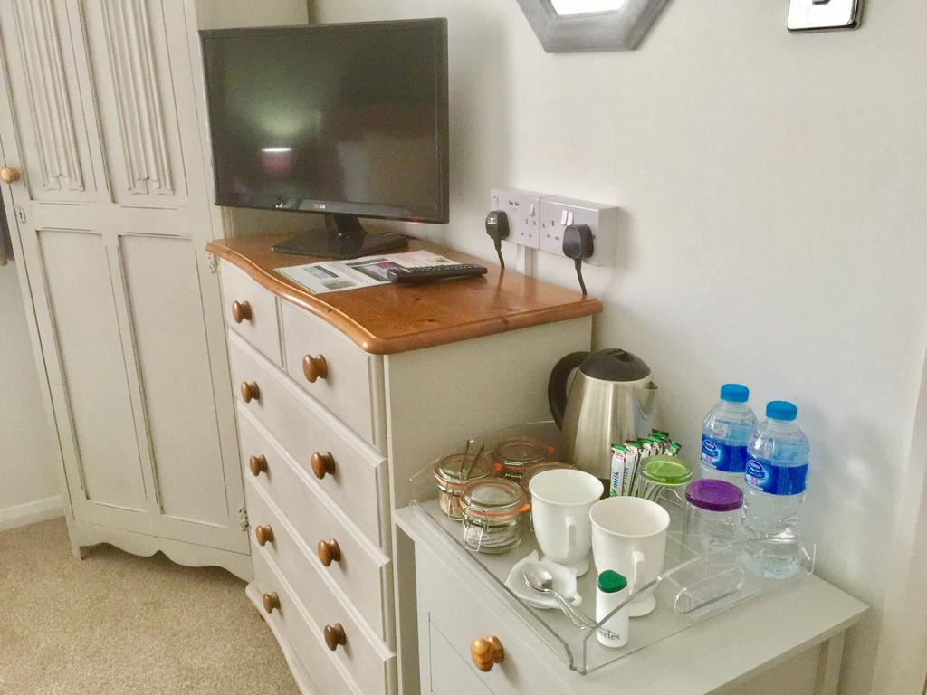Stepping Stones B&B Лимингтън Екстериор снимка
